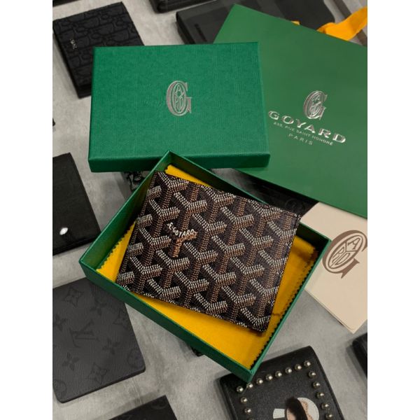 Goyard 經典滿版老花Logo設計 黑棕配色搭配內裏拼接黃色 男生 男款 皮夾 短夾