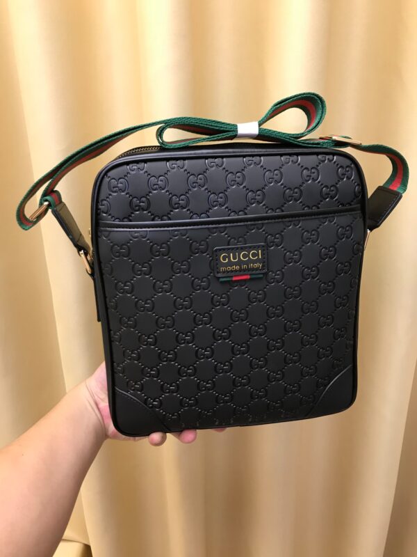 Gucci男士斜挎包 LV斜挎包 單肩包手提包 商務挎包