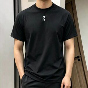 on昂跑短袖 胸口立體字母短袖 純棉圓領套頭短袖T恤衫 素色短袖